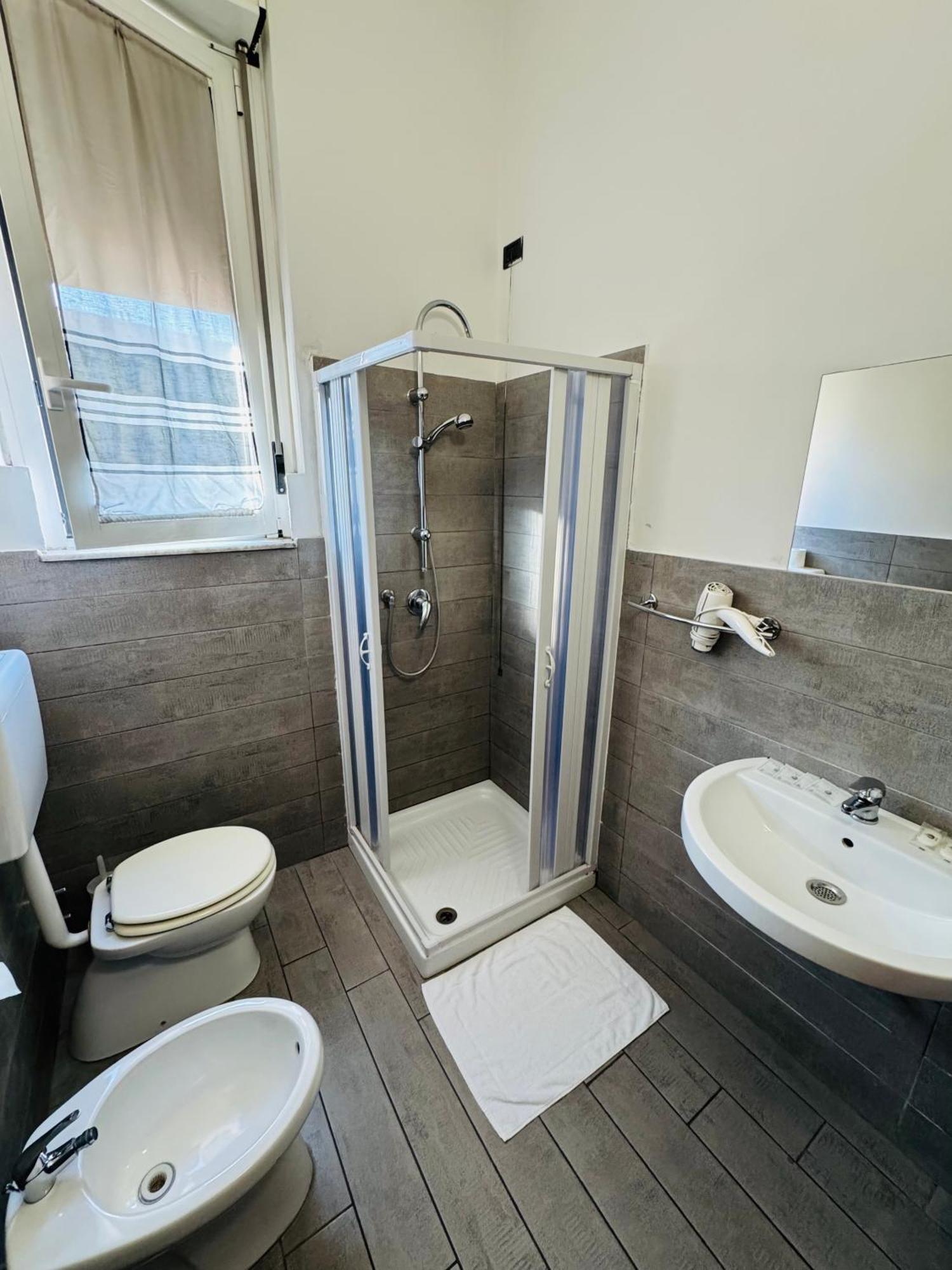 Bovisa House B&B Private Rooms Milan Luaran gambar